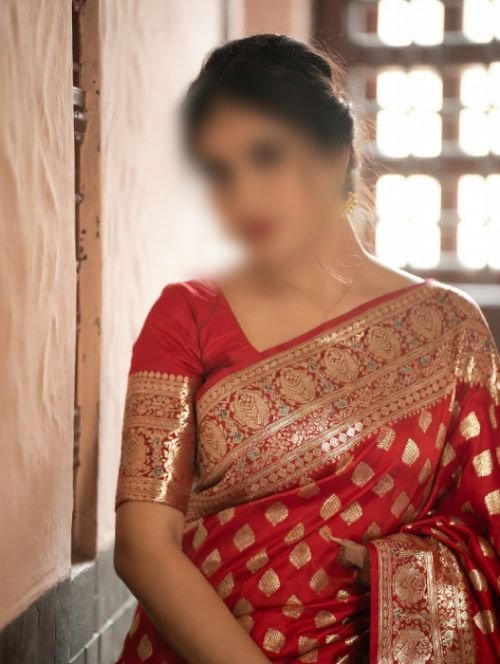 Tanisha Roy - Companion in Rishikesh